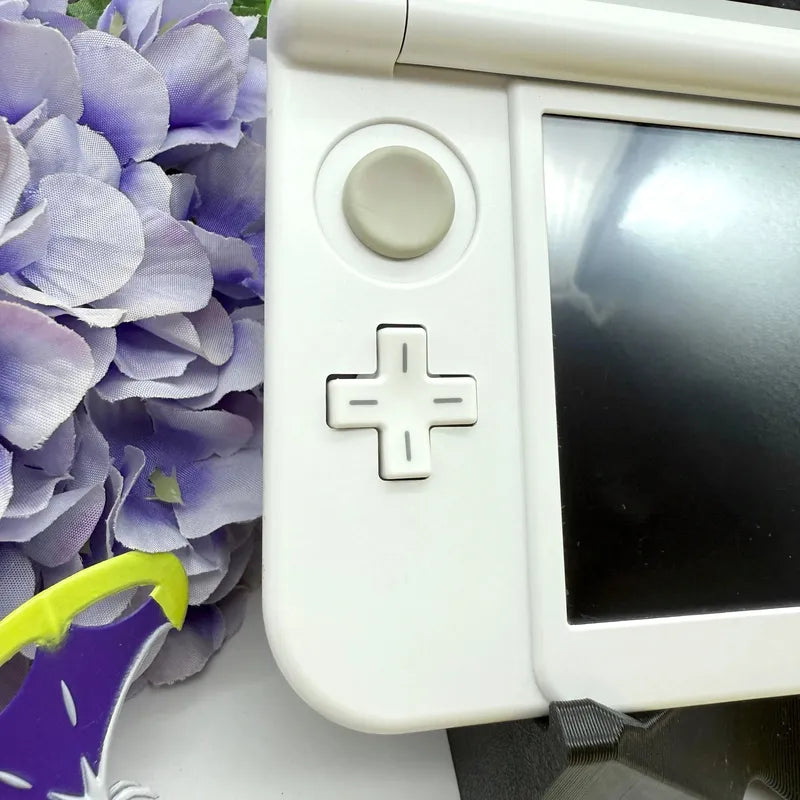 New Nintendo 3DS XL Fire Emblem gemoddet - 3DSRenew