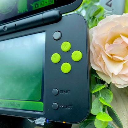 New Nintendo 2DS XL in schwarz/grün