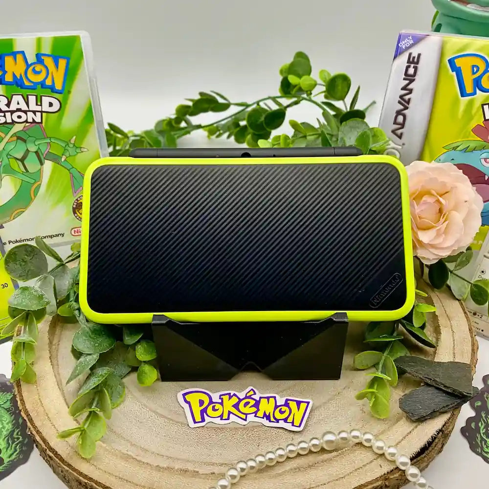 New Nintendo 2DS XL in schwarz/grün