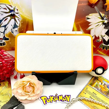 New Nintendo 2DS XL in weiß/orange gemoddet - 3DSRenew