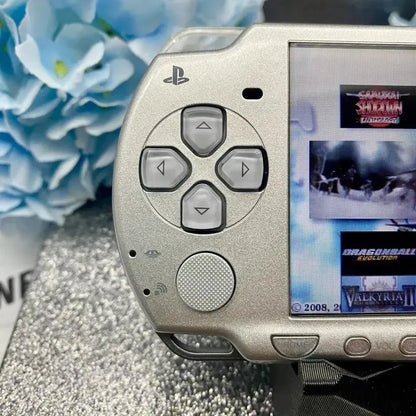 PSP 2000  in silber gemoddet - 3DSRenew