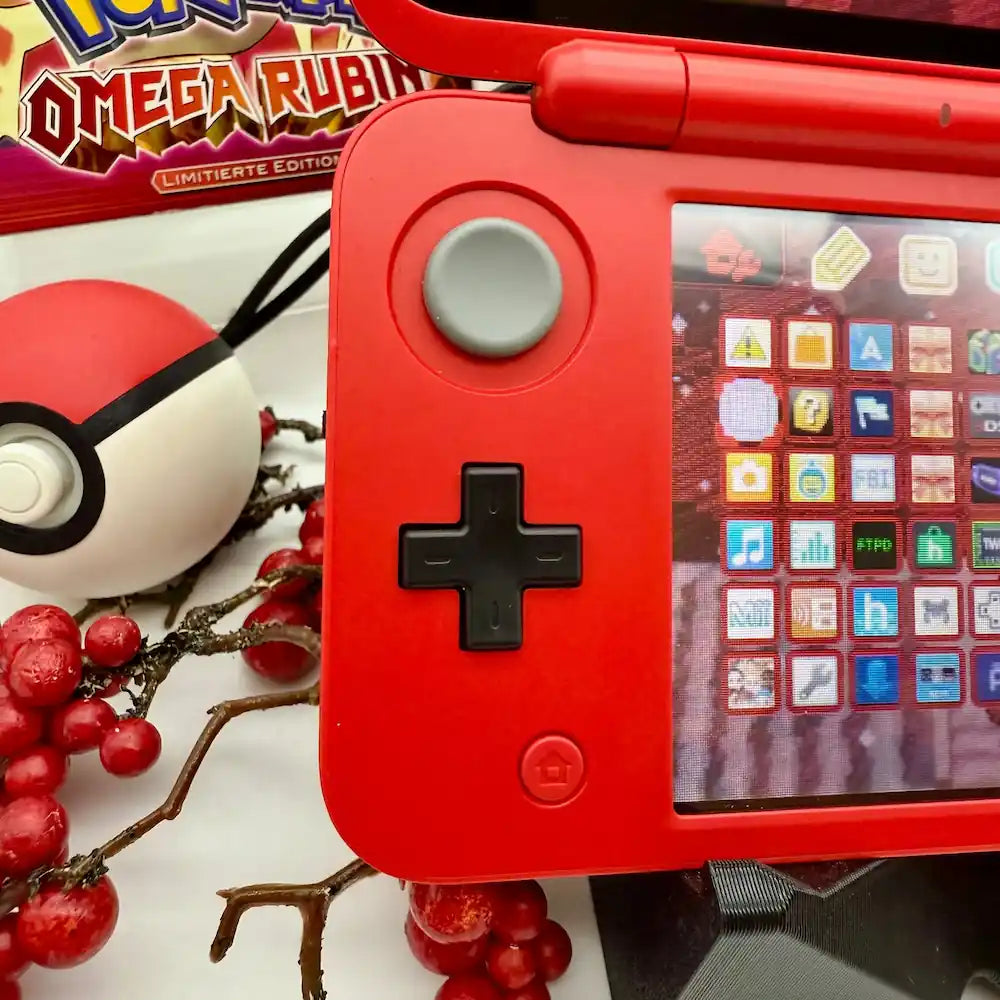New Nintendo 2DS XL Pokeball