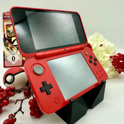 New Nintendo 2DS XL Pokeball